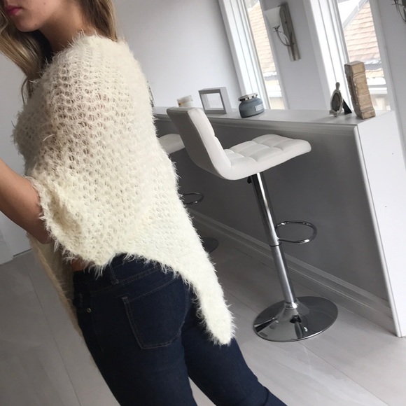 ๐HP๐Fuzzy Cowl - Picture 5 of 7